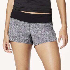 Lululemon Speed Short (2.5") Fractal Alpine White Black Swift Ultra Woven Size 8